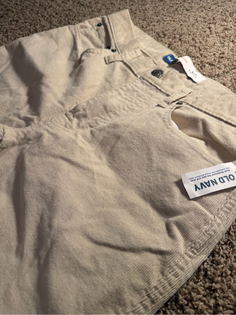 Old Navy men’s Built-In Flex Slim Corduroy Pants Beige size 30 x 30 brand new - Picture 3 of 5